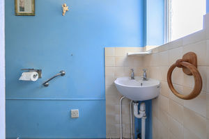 Cloakroom- click for photo gallery